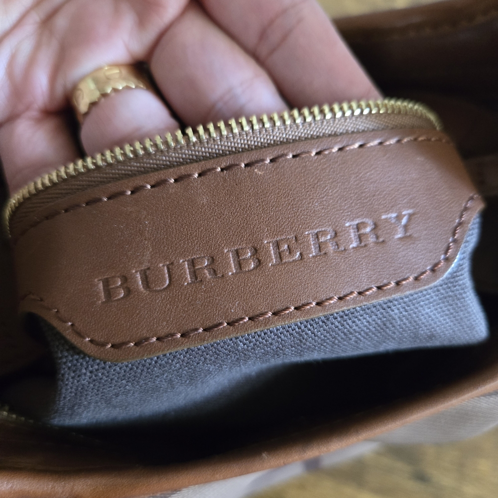 Burberry Tan and Brown Plaid Shoulder Bag - Picture 5 of 7